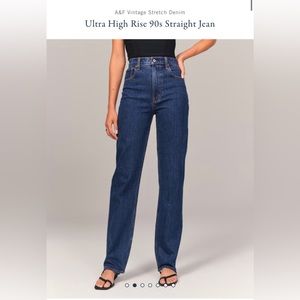 Abercrombie & Fitch Ultra High Rise 90s Straight Jean